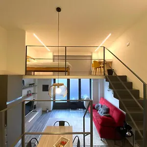 Loft Incantevole A Appartamento Milano